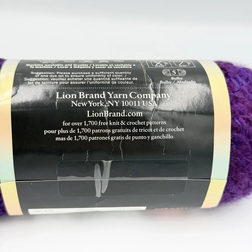 Lion Brand Homespun Yarn Grape 386 Purple Bulky 5 Textured 6 oz 185 Yards USA